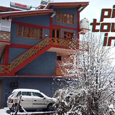 Pine Tower Inn Manāli Exterior foto